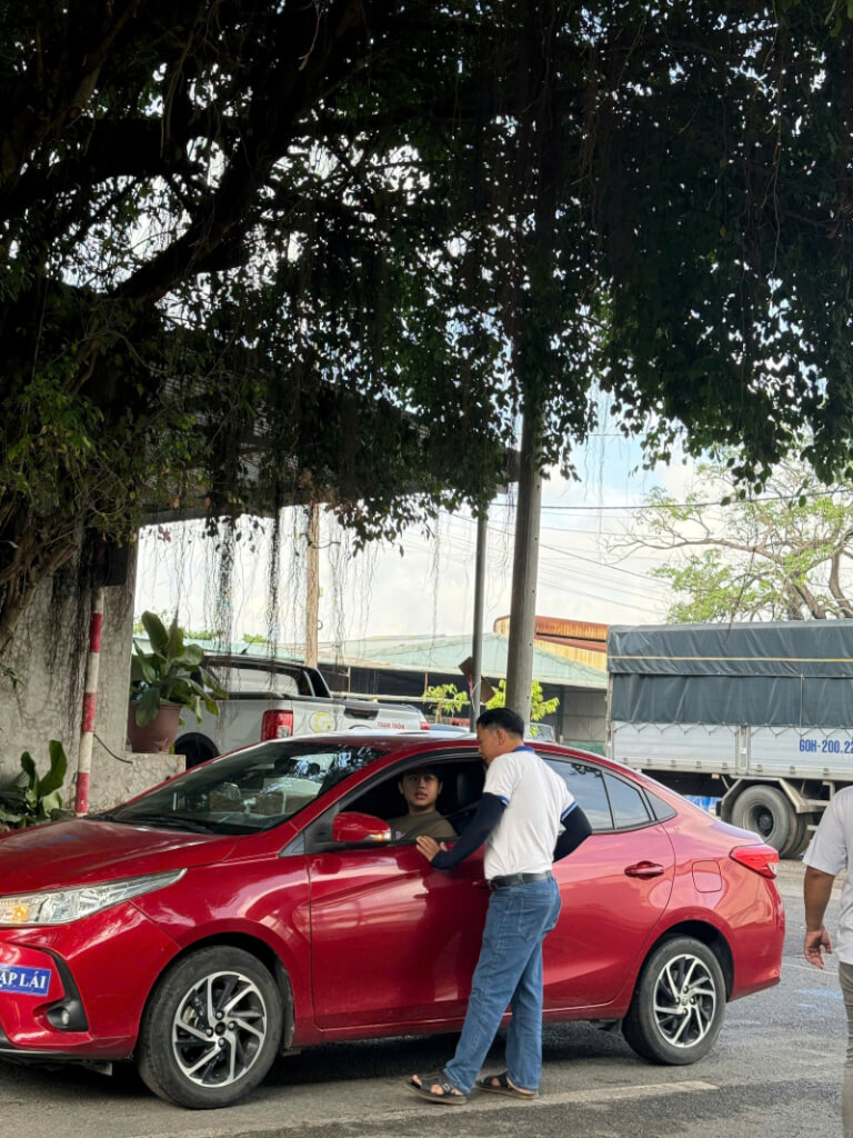 Học lái xe ô tô phường Trấn Biên